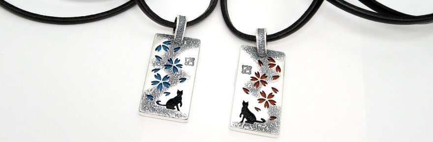 猫×桜シルバーネックレス